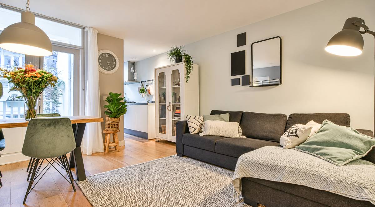 what-is-the-best-way-to-maintain-a-consistently-clean-home
